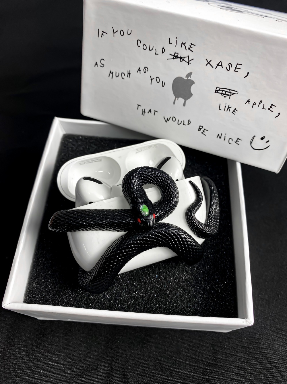 Creative Horrible Snake Wireless Earphone Case Headset Protective Case Silicone Case Earphone Case Cover Early Halloween - Image 9